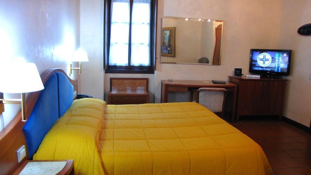 Agriturismo Cassinazza Orsenigo Ruang foto